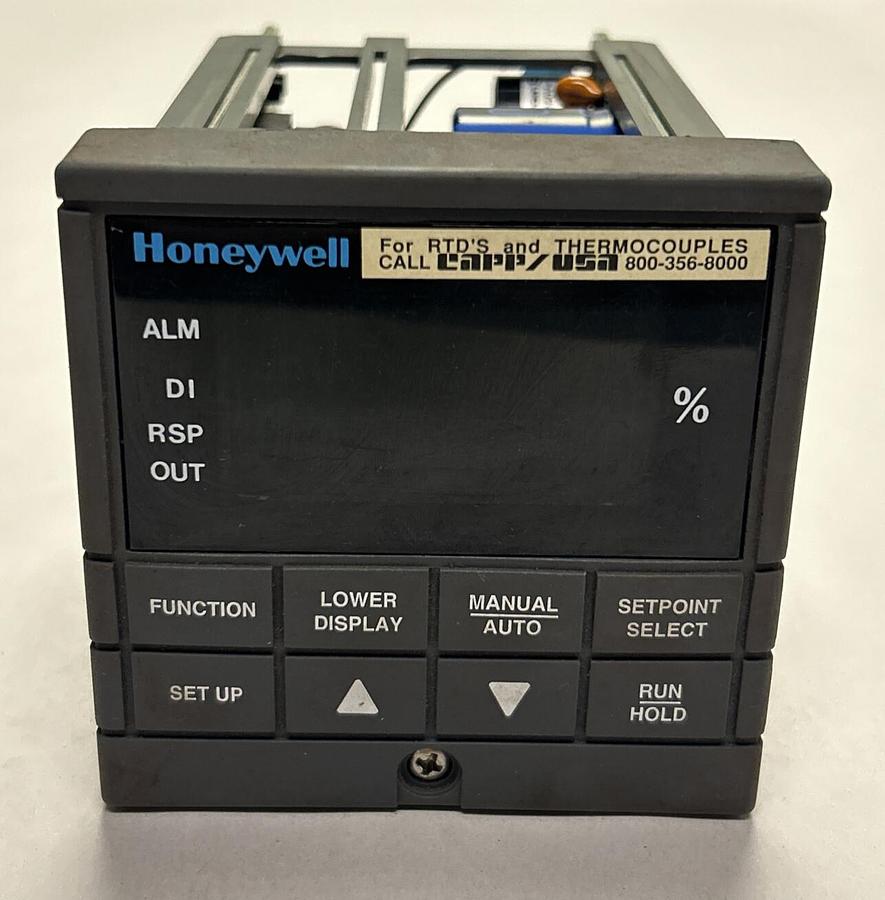 Used HONEYWELL,DS300K-E-0A0-20-0000-0,DIGITAL CONTROLLER