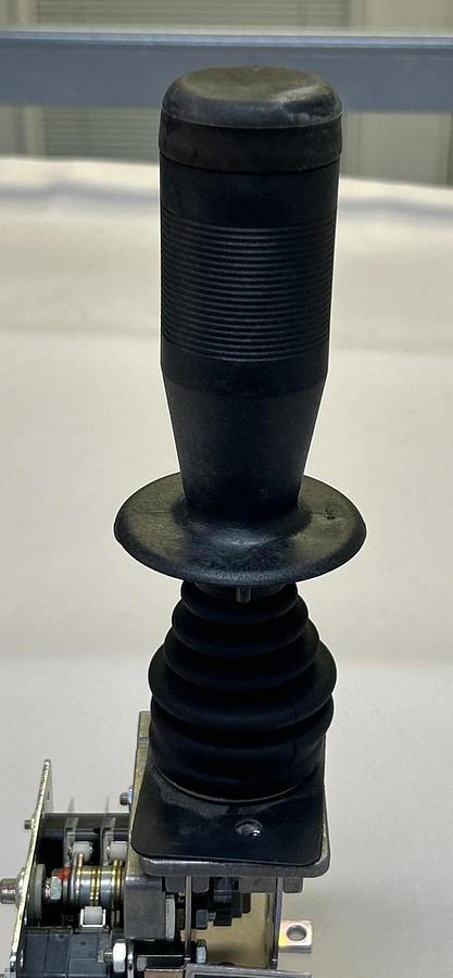 W GESSMANN,S2,JOYSTICK CONTROLLER 0613120-3 NOS