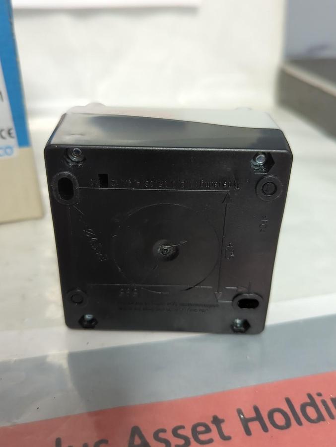 BACO,224211,RED MUSHROOM HEAD E-STOP CONTROL STATION NOS