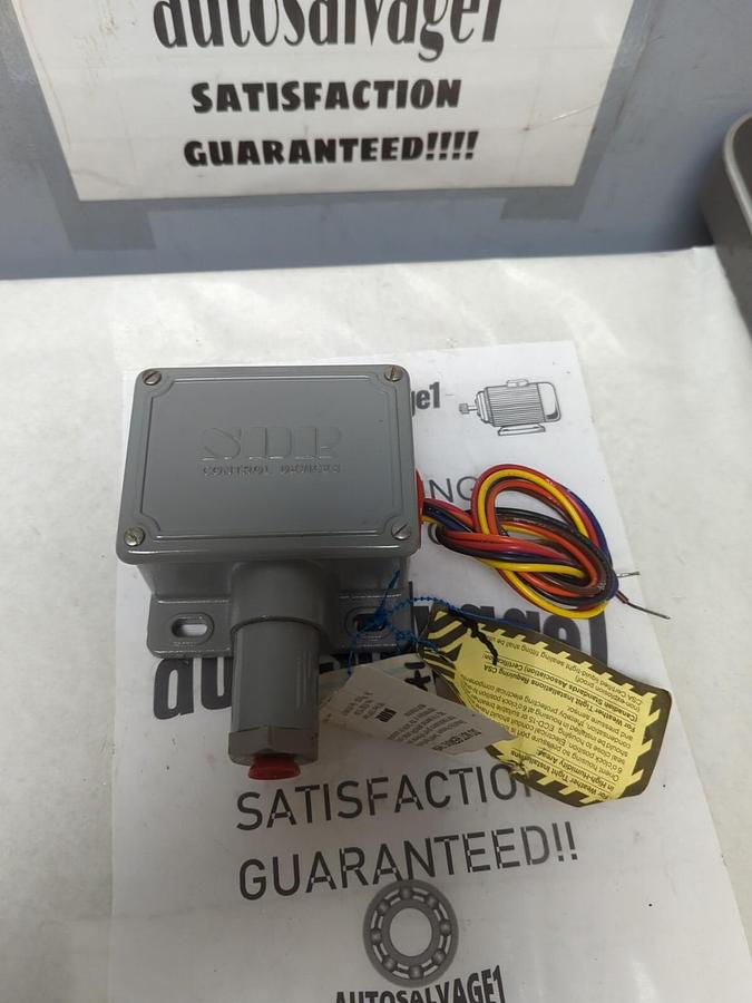 SOR,5NN-GG45-N4-F1A,PRESSURE SWITCH 45-550 PSI NOS