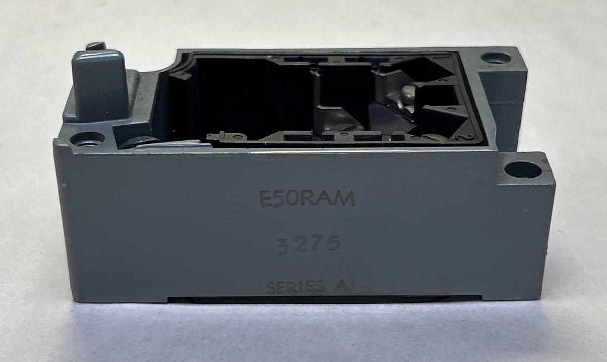 CUTLER-HAMMER,E50RAM,LIMIT SWITCH RECEPTACLE NOS