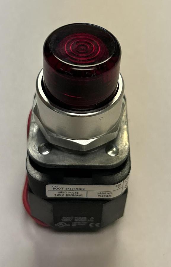 Used ALLEN BRADLEY,800T-PTH16R,SER T PUSH-TO-TEST BUTTON