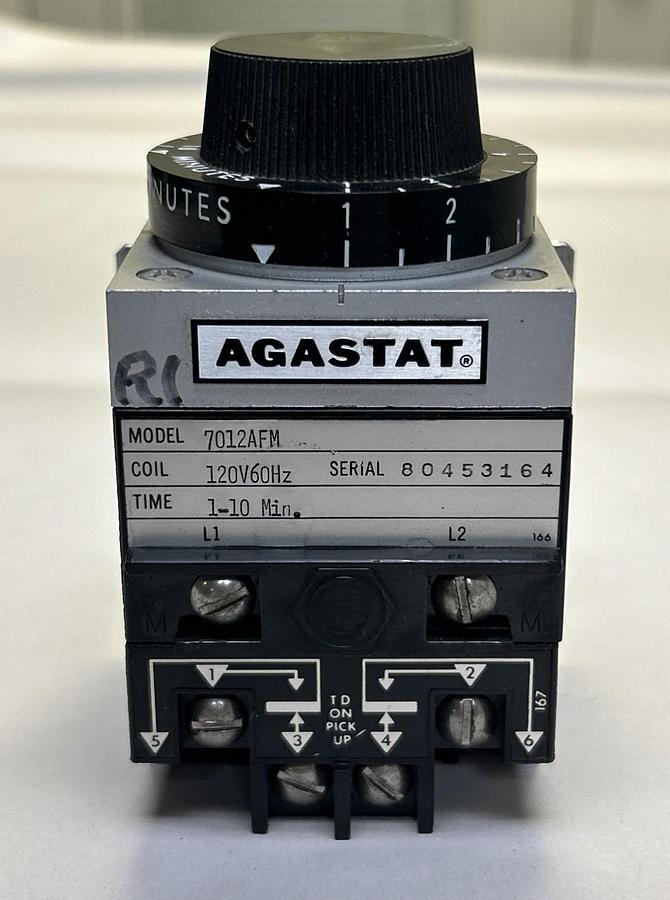 Used AGASTAT,7012AFM,TIME DELAY RELAY 1-10 MINUTE 120V