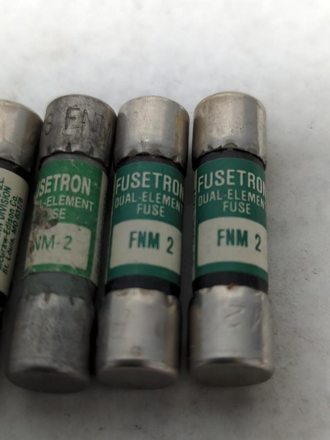 Used COOPER BUSSMANN,FNM2,FUSETRON 2 AMP FUSE LOT OF 4 PRE-OWNED