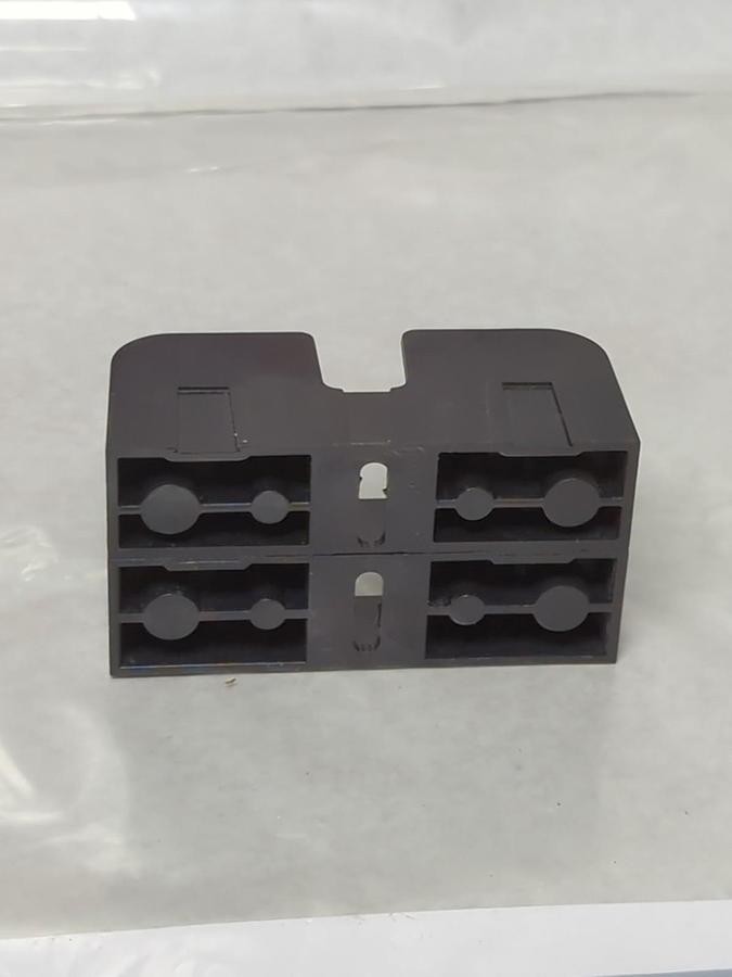 Used FERRAZ SHAWMUT,30322,FUSE HOLDER 600V-30A PRE-OWNED