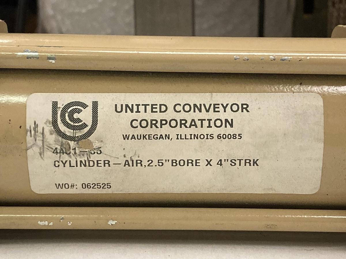 Used United Conveyor Corporation,4401-55,Linear Actuating Cylinder 2.5x4 Inch