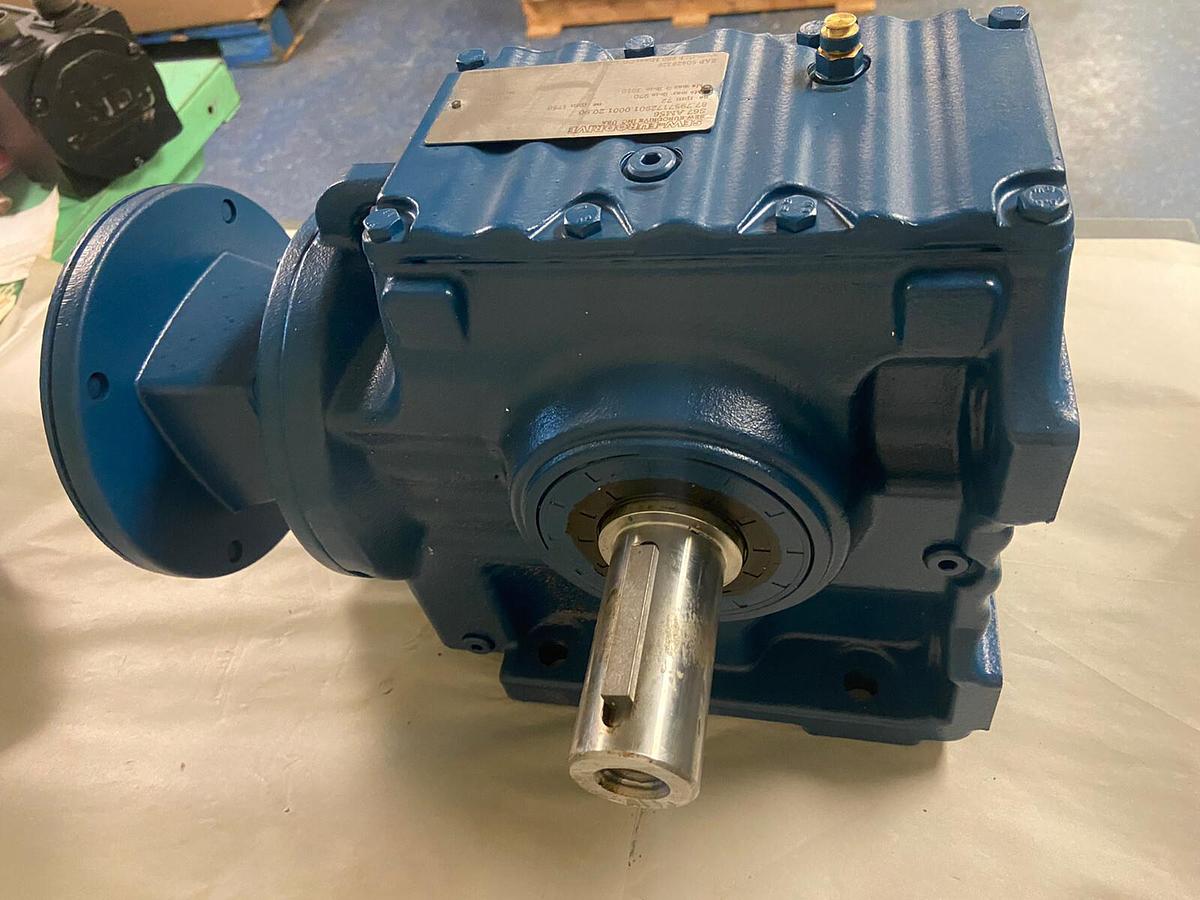 Sew Eurodrive,S67AM56,Gear Drive Ratio 24.44 1750/72RPM 970Lb-IN