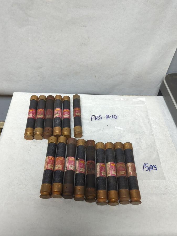 Used COOPER BUSSMANN,FRS-R-10,FUSETRON 10 AMP FUSE LOT OF 15 PRE-OWNED