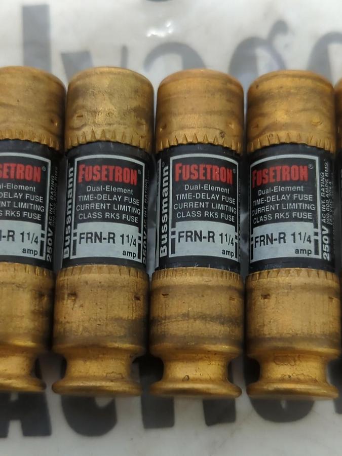 COOPER BUSSMANN,FRN-R1-1/4,FUSETRON FUSE LOT OF 8 NOS