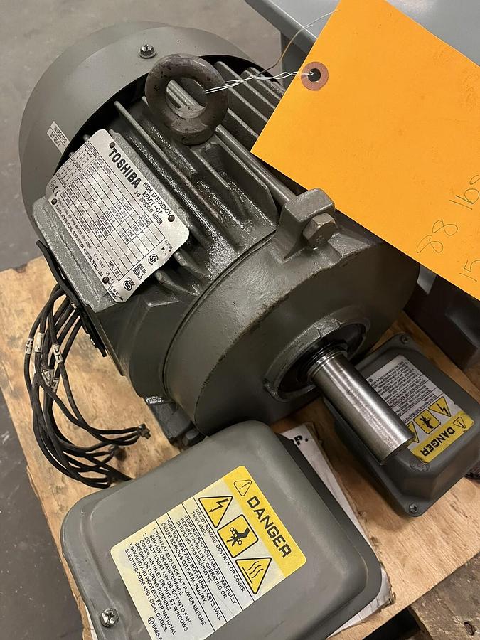 TOSHIBA,0034FTSA21A-P,3HP EPACT INDUCTION MOTOR 182T 1750RPM 3PH