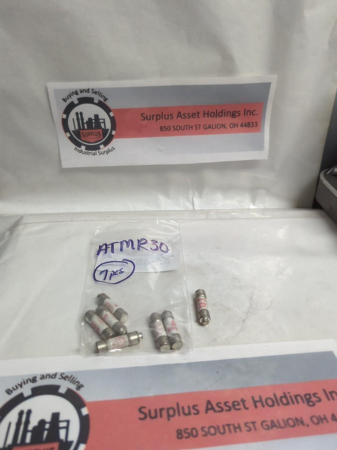 Used FERRAZ SHAWMUT,ATMR30,CLASS CC 30 AMP FUSE LOT OF 7 PRE-OWNED