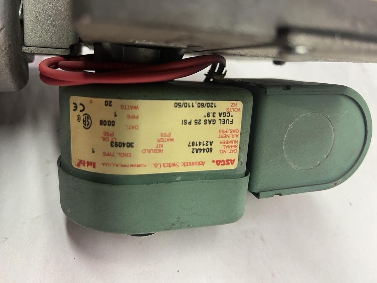 Used ASCO,8044A2,MANUAL RESET SOLENOID FUEL GAS VALVE 120V 1"
