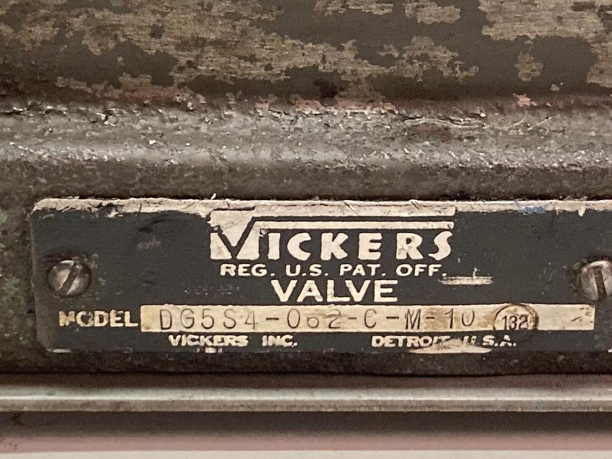 Used Vickers,DG5S4-062-C-M-10,Hydraulic Valve