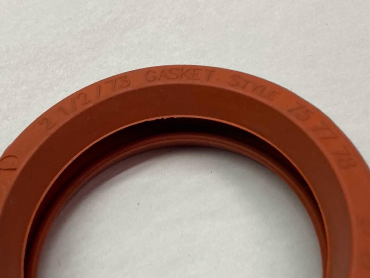 Used Generic,1000007515775-77-78,EPDM 2-1/2 Inch Silicone Gasket Coupling LOT OF 6