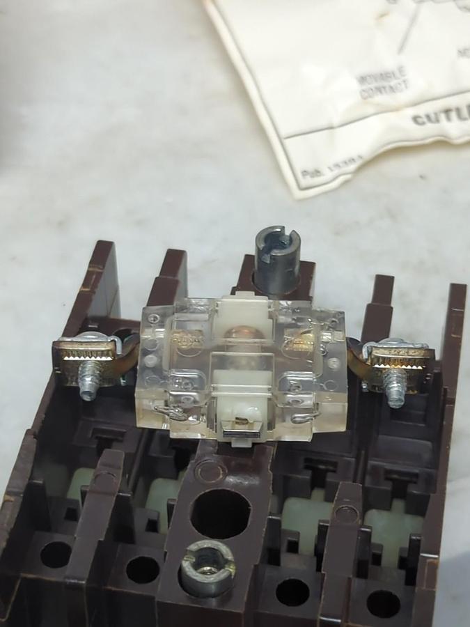 CUTLER HAMMER,D26MD10,FRONT DECK TYPE M RELAY ACCESSORY NOS