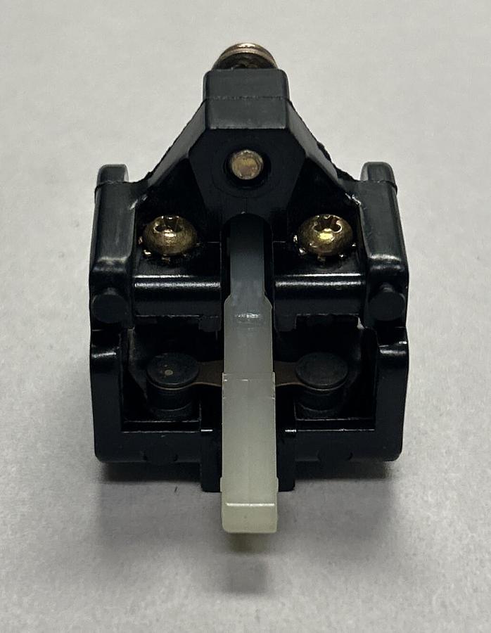 ALLEN BRADLEY,1495-G0,SER K AUXILIARY CONTACT NOS