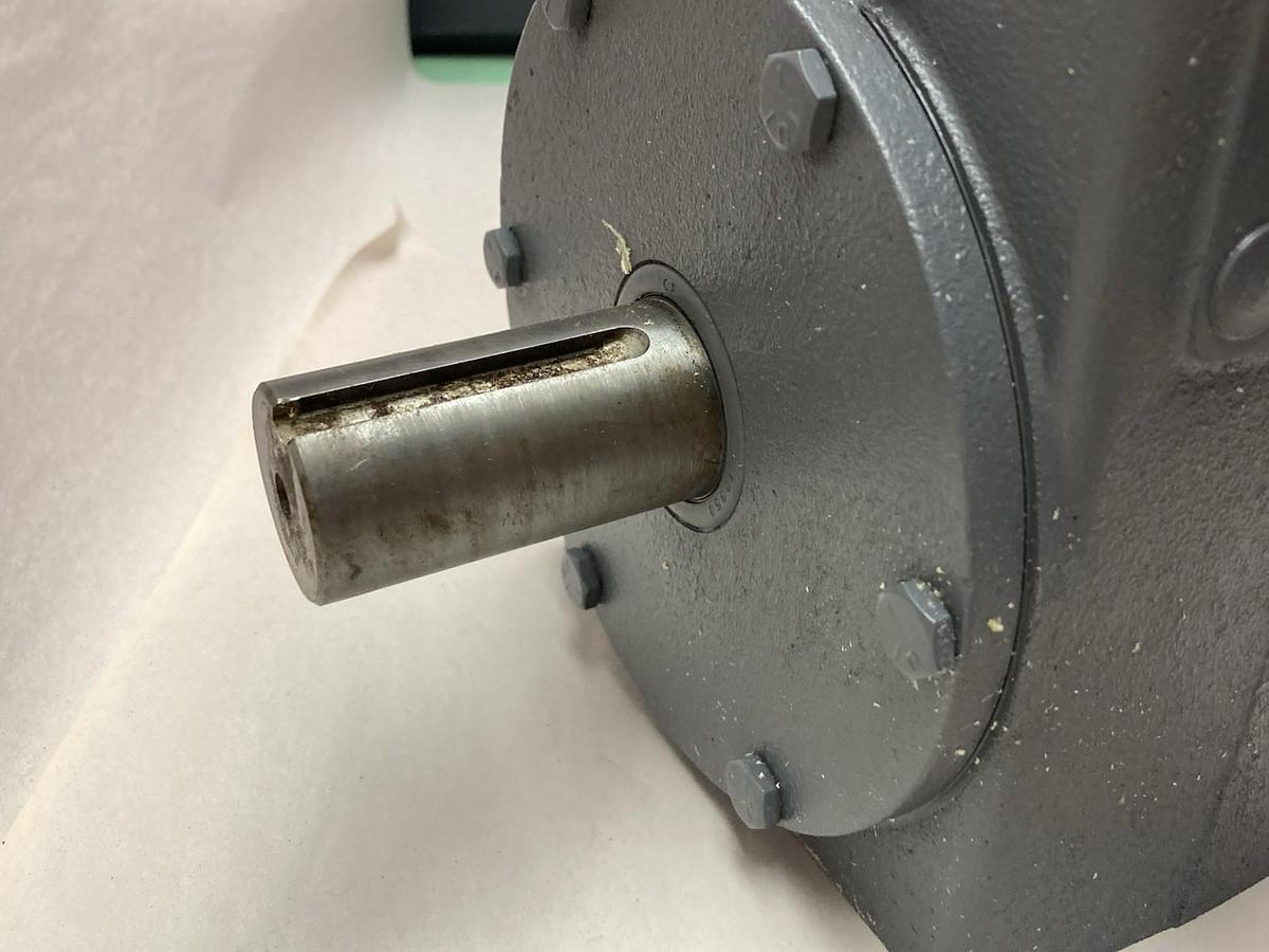 Hub City,0220-10501-261,Worm Gear Reducer Model 261 Ratio 5:1 Style A