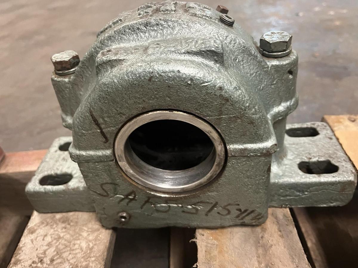 Used SKF,SAFS-516,PILLOW BLOCK BEARING HOUSING