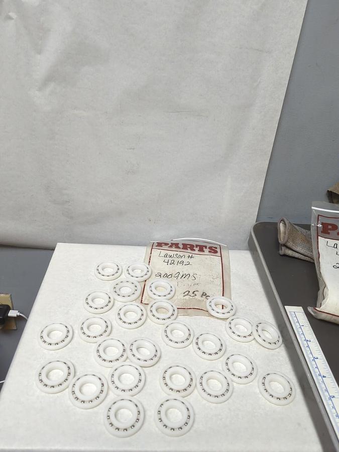 LAWSON,42192,POLYOXYMETHYLENE BALL BEARING 20MM BORE LOT OF 25