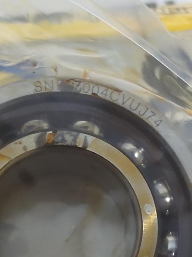 NTN SNR,7004CVDUJ74,PRECISION ANGULAR CONTACT BEARING LOT OF 2 NOS