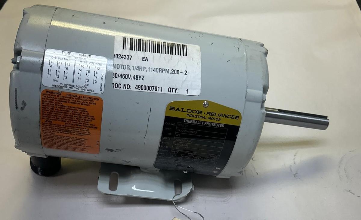 Used BALDOR,IEEE45,MOTOR 1/4HP 1140RPM 208-230/460V 3PH 48YZ FRAME