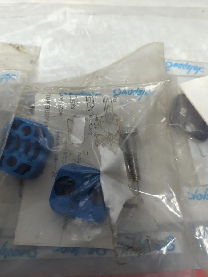 SWAGELOK,304-S1-PP-6T,SUPPORT KIT LOT OF 3 NOS