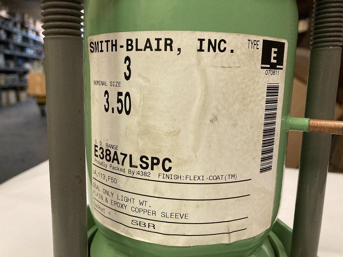 Used Smith-Blair,E38A7LSPC,Line Cap Coupling Standard