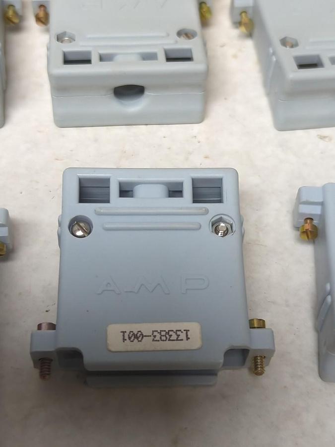 Used AMP,DB25,PLASTIC HOOD CONNECTOR COVERS LOT OF 19