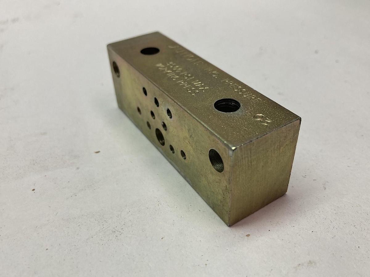 Graco Trabon,L03,Modular Divider Valve Block