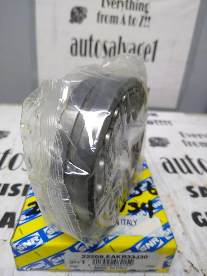Used SNR,22209-EAKB33J30,Spherical Roller Bearing NOS