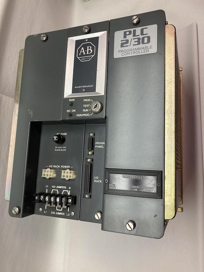 Used Allen Bradley,1772 PLC-2,Programmable Controller 120/240V Ser A 2/1Amp