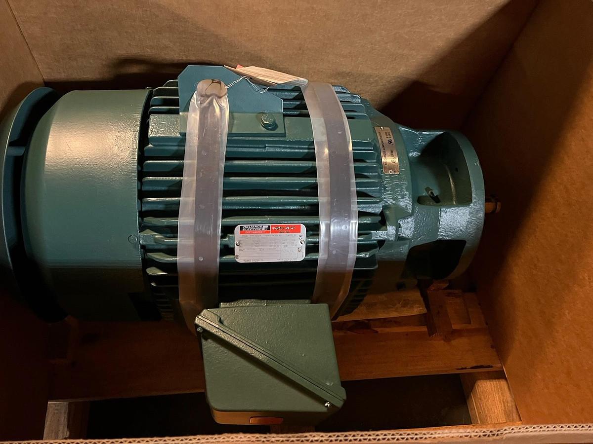 Used BALDOR RELIANCE,B369288-010,E MASTER XT TOUGH MOTOR 40HP 3555RPM 3PH 324HPZ