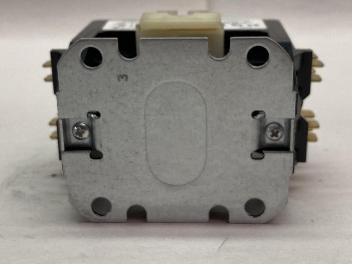 Tyco Electronics,3100-20U6999,Contactor 208/240Vac 50/60Hz