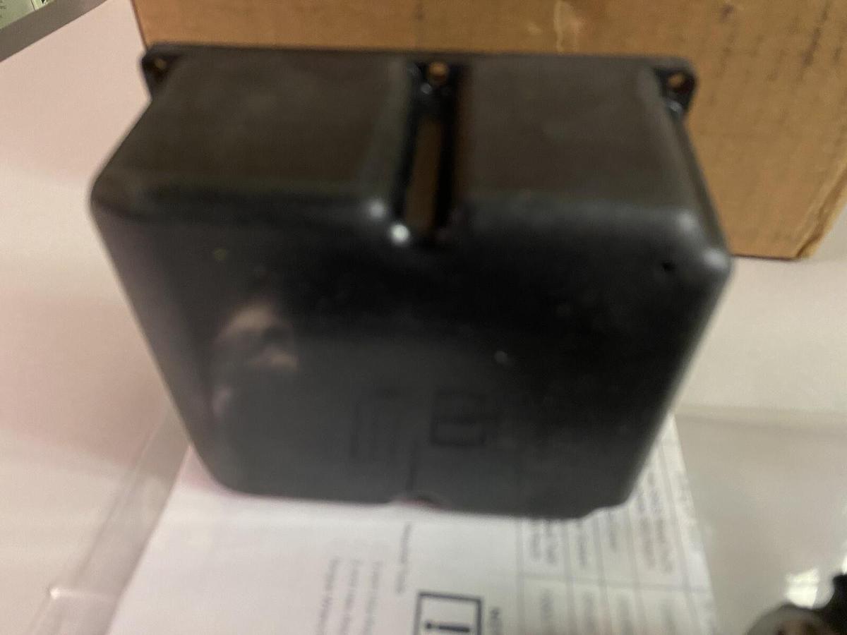 Used GE,055200724-999-1600,REV A MASONEILAN SVI II AP Pneumatic Convertor