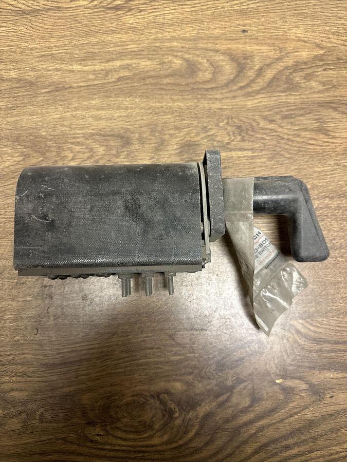 Used Allis Chalmers,14-239-437-502,210 MD Mill Duty Control Switch