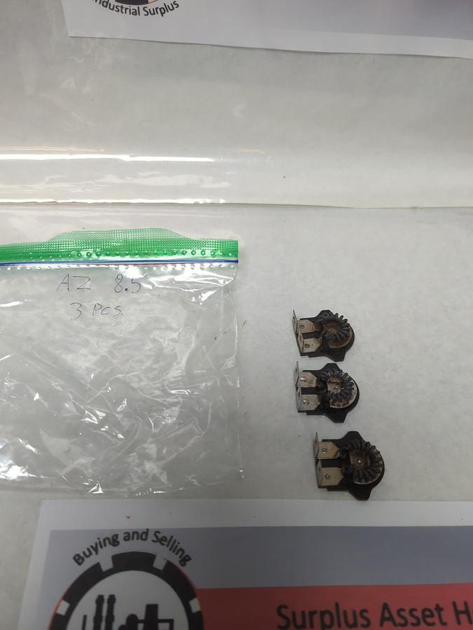 Used WESTINGHOUSE,AZ-8.5,OVERLOAD THERMAL HEATER RELAY LOT OF 3 MISSING SCREWS USED