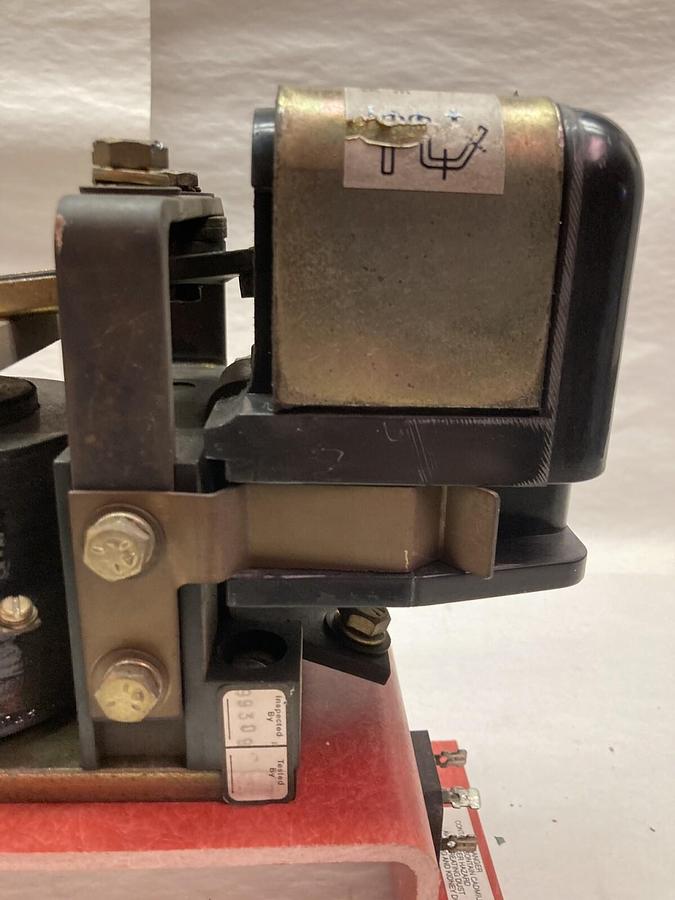 Used Siemens,14-193-807-605,Contactor 400a Type 264 600vdc