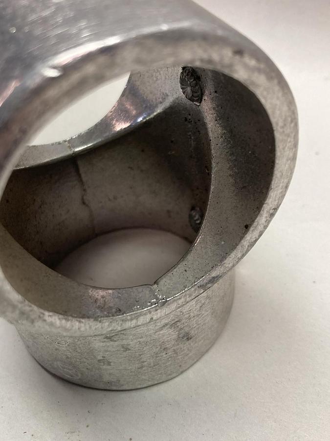 Used Hollaender,5E-8,Speed-Rail Cross Tee Fitting 2 Inch