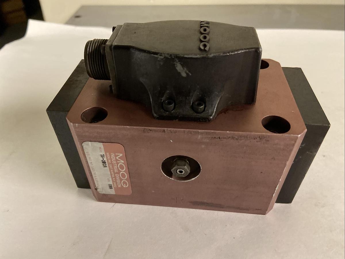 Used Moog,78-101A,Servo Valve