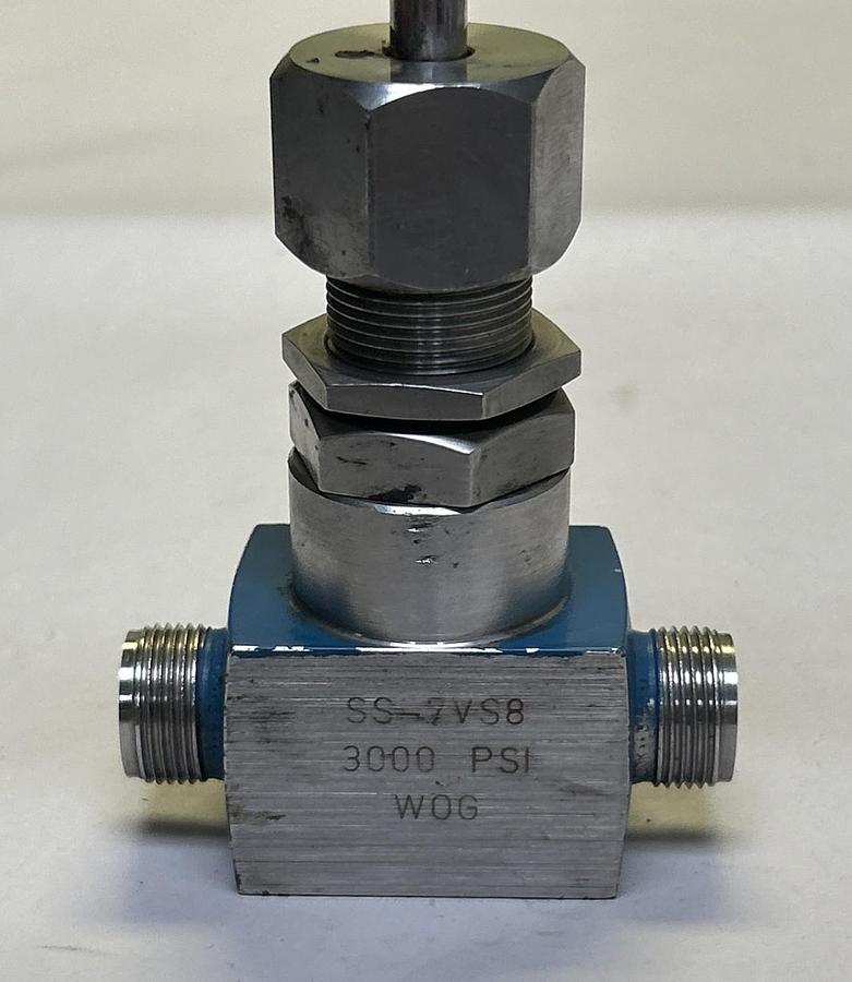 Used WHITEY,SS-7VS8,VALVE 1/2INCH 3000 PSI