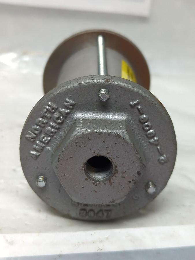 Used FIVES NORTH AMERICAN,2-490-1,SERIES 8647 AIR FILTER PRE-OWNED