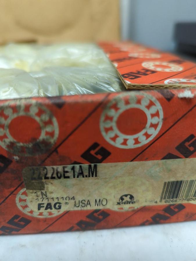 FAG,22226E1A.M,SPHERICAL ROLLER BEARING 130MM X 230MM X 64MM