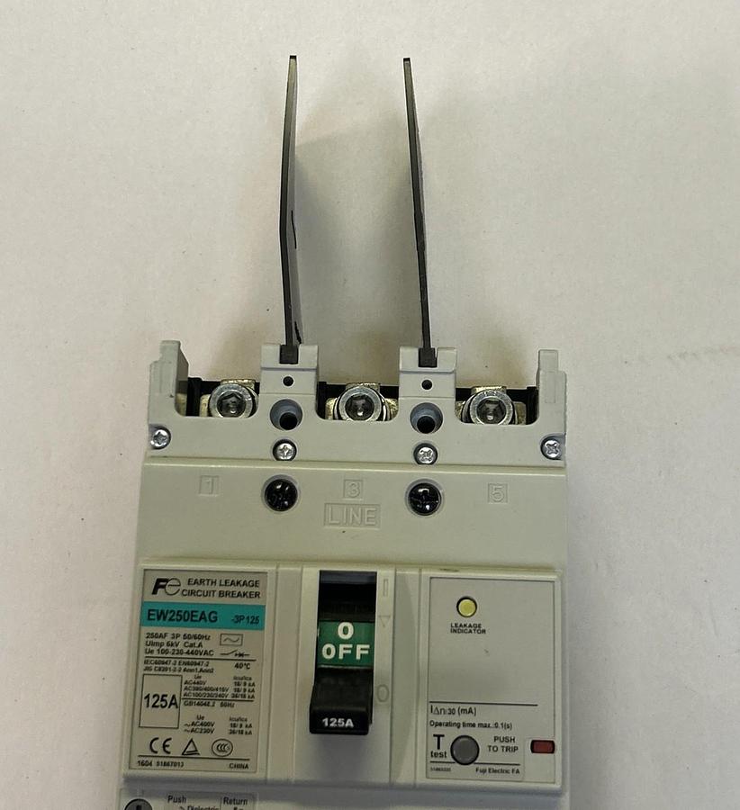 Used FUJI ELECTRIC,EW250EAG,EARTH LEAKAGE CIRCUIT BREAKER 125A 100-230-440V 3P