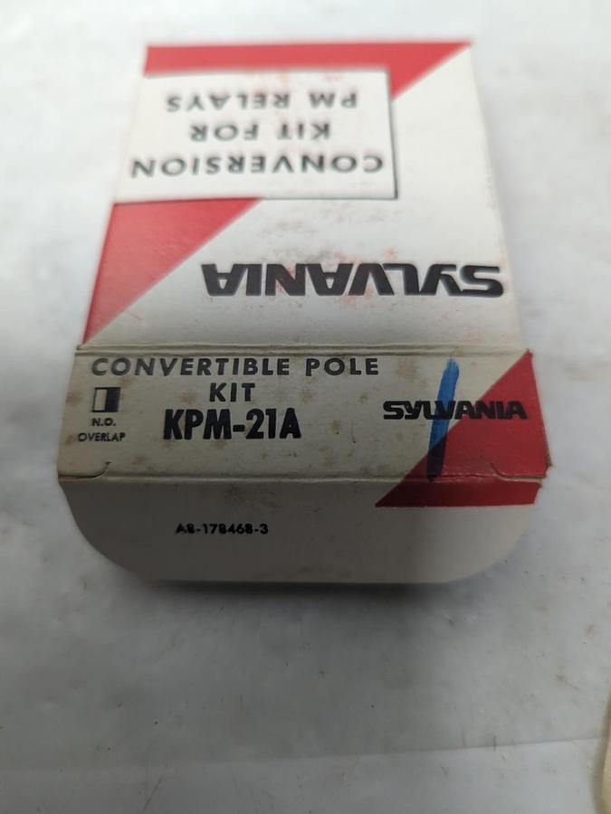 SYLVANIA,KPM-21A,CONVERTABLE POLE KIT 10A AC 600V NOS