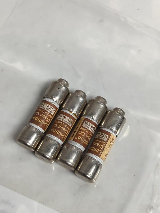 Used COOPER BUSSMANN,KTK-R-1-1/2,LIMITRON 1-1/2 AMP FUSE LOT OF 4 PRE-OWNED