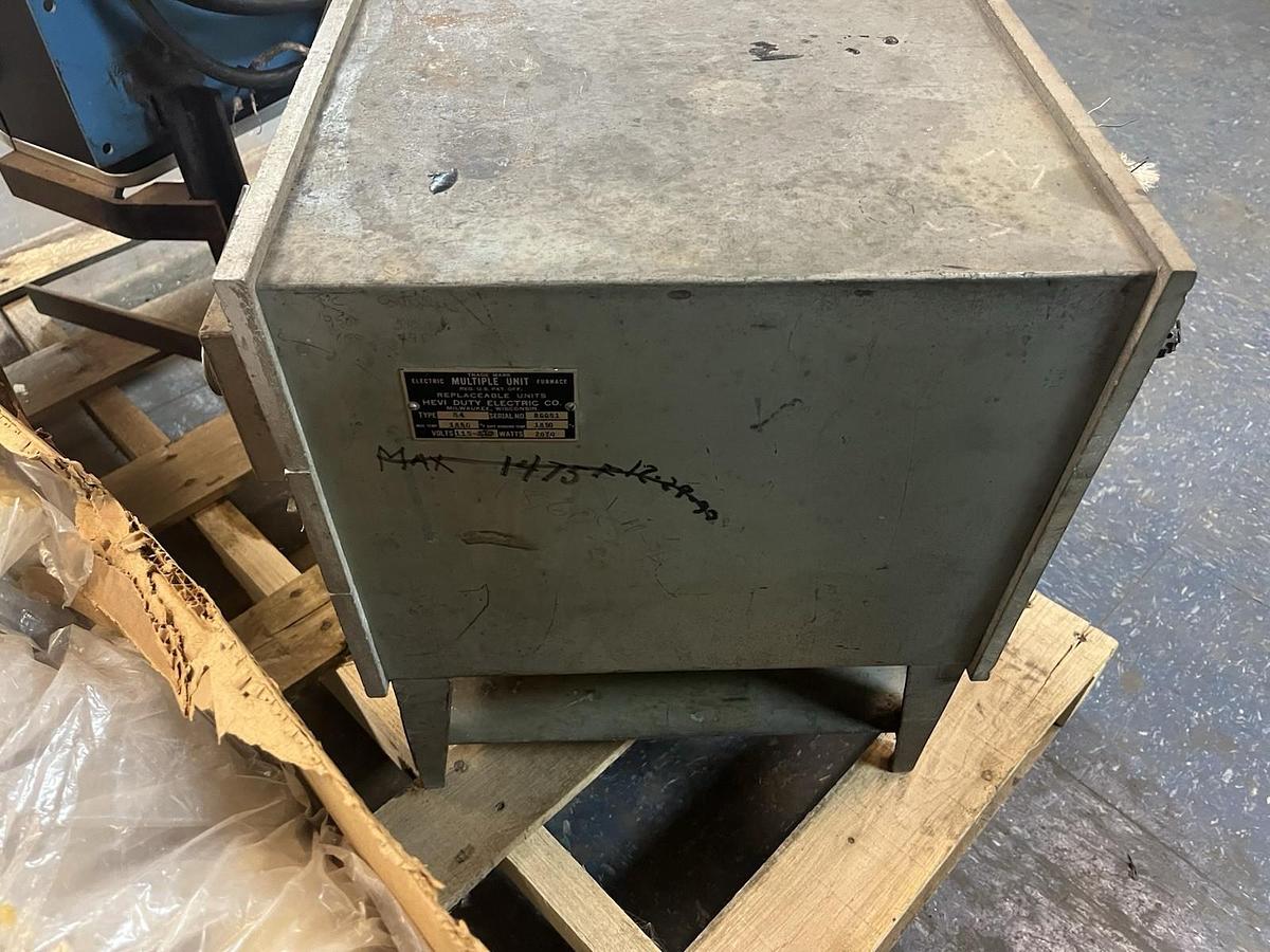 Used HEVI DUTY,54,ELECTRIC MULTIPLE UNIT HEAT TREAT FURNACE 115-230V MAX TEMP 1850