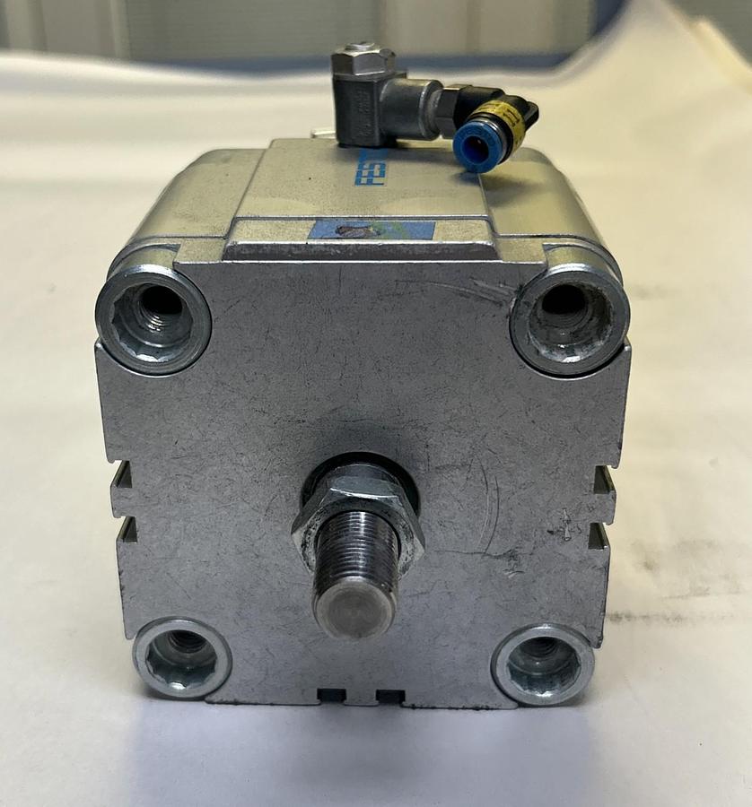 Used FESTO,ADVU-80-40-A-P-A,PNEUMATIC CYLINDER