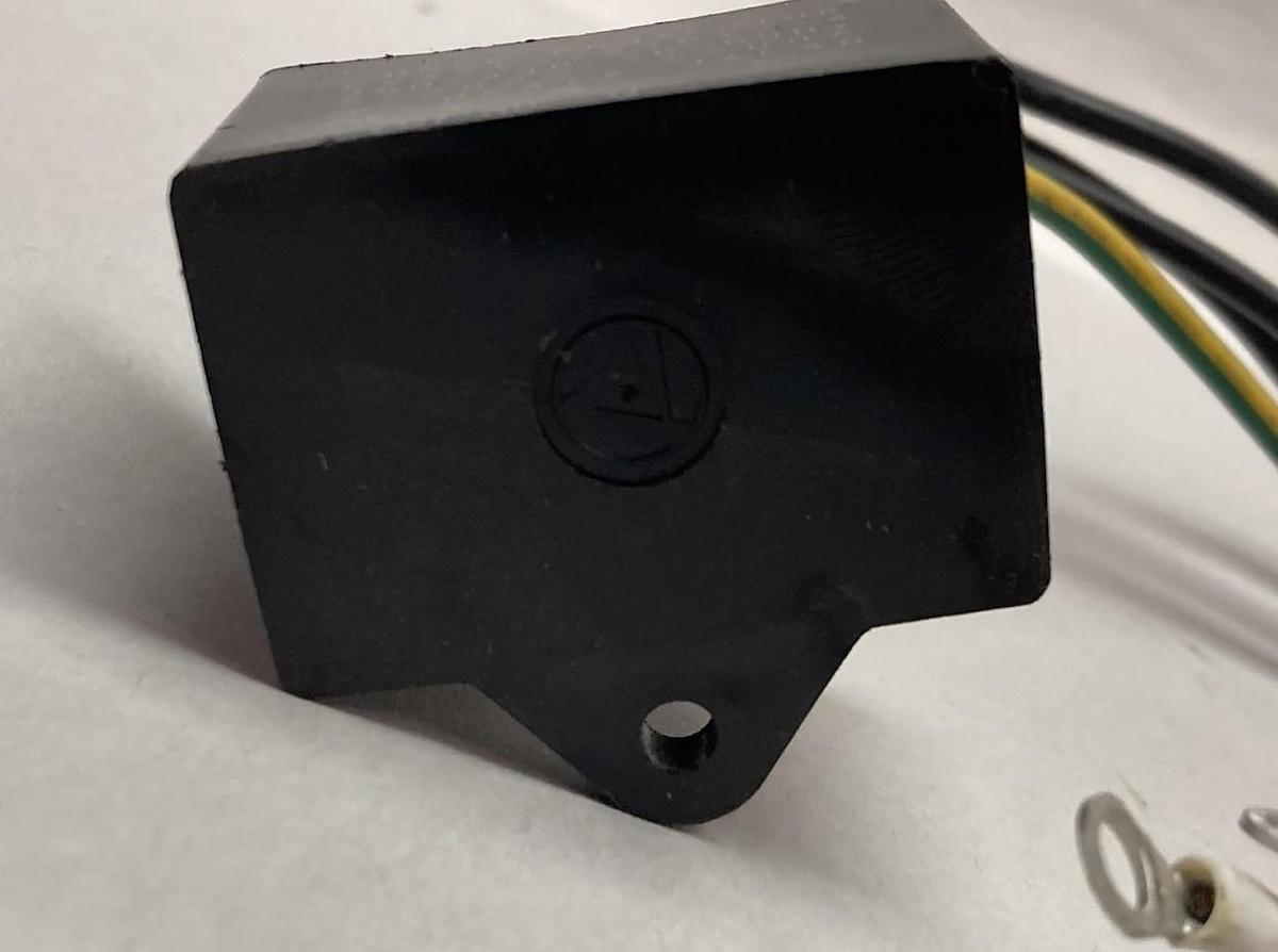 Used Okaya,V-781BXZ-4,Surge Protector 250/430V 50/60Hz 2500A