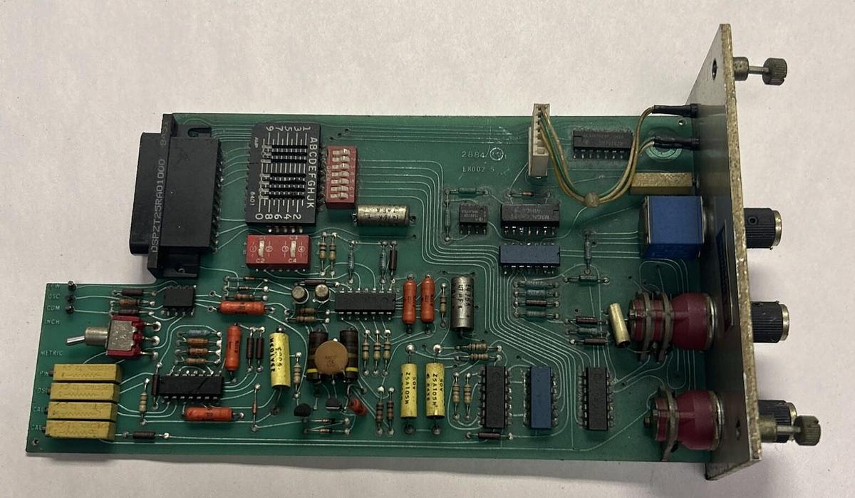 Used EDMUNDS GAGES,E8012,DUAL INPUT ELECTRONIC MODULE