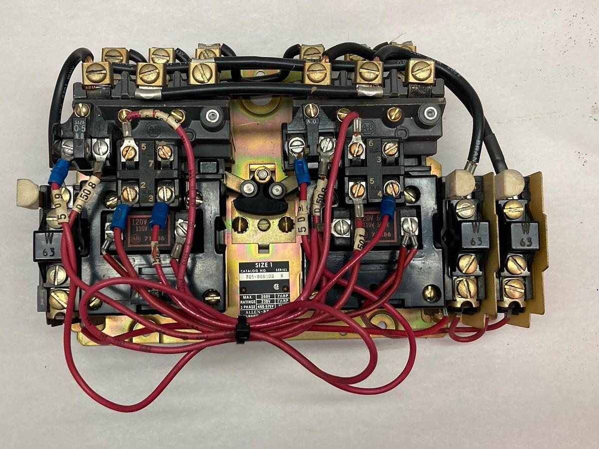Used Allen Bradley,705-B0D103,Contactor Ser K Size 1